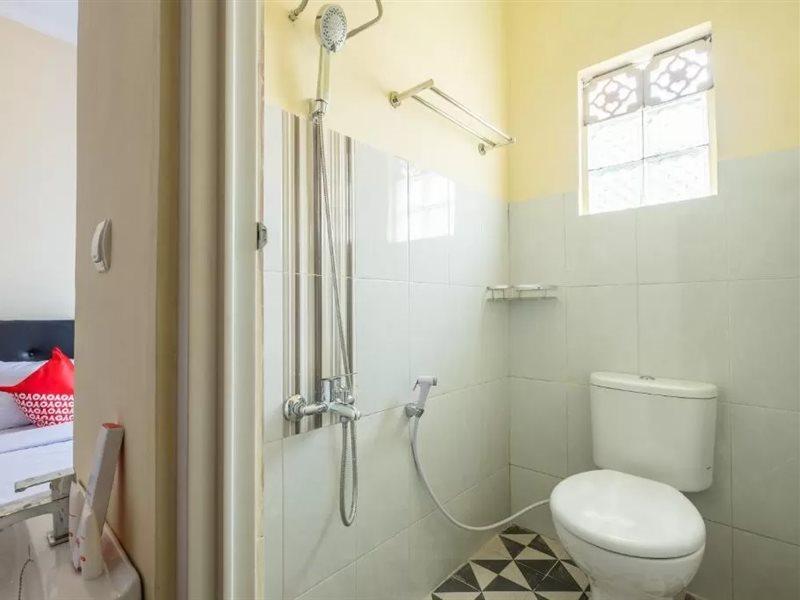 Reddoorz Syariah At Sudirman Street Garut Hotel Kültér fotó